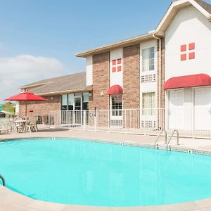 Boarders Inn And Suites By Cobblestone Lamar Missouri